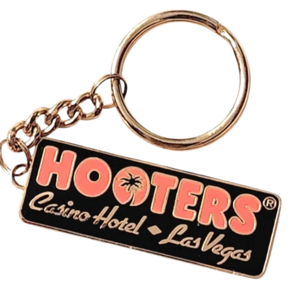 Vintage Hooters Las Vegas Casino Key Chain